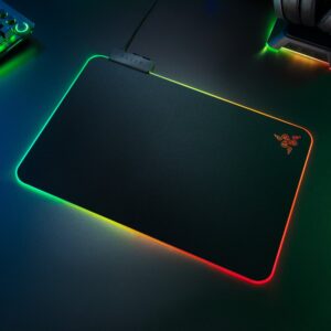 Ігрова поверхня Razer Firefly V2 (RZ02-03020100-R3M1)